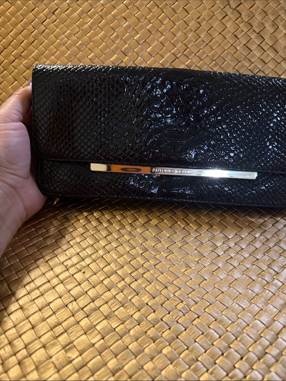 ANTONIO MELANI Black Patent Snake-Embossed Clutch with Silver Bar